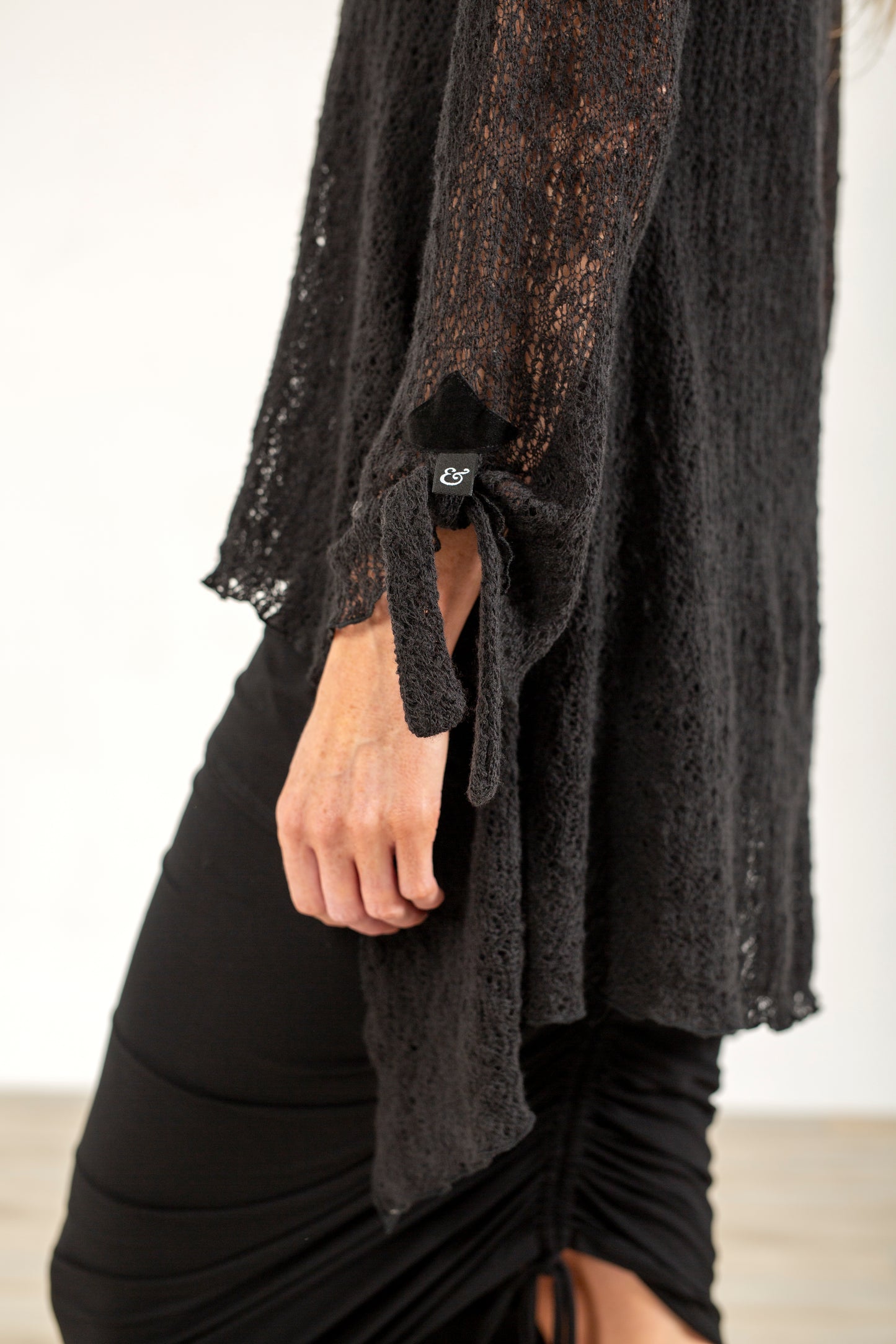 Tatiana Italian Wool knit ( Black)