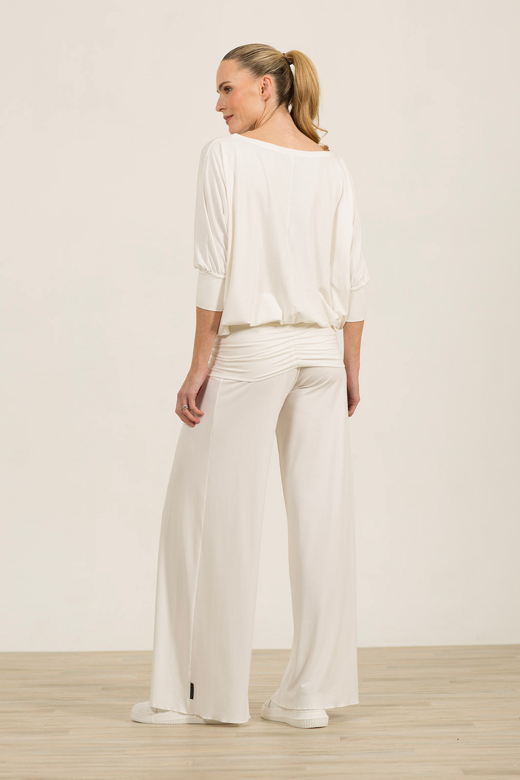 Zeta Top : Soft White (small only)