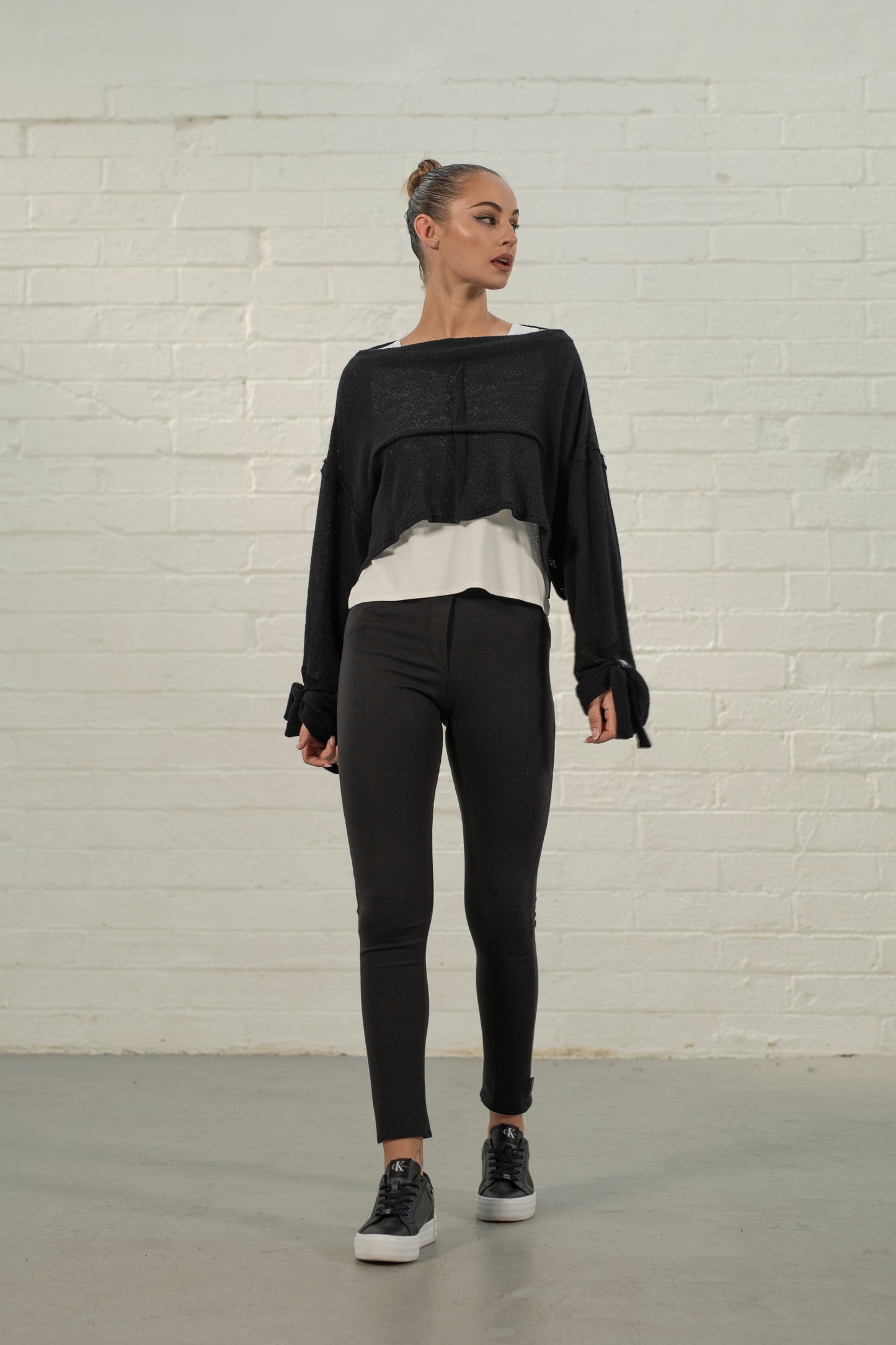 Mo short layering vest Black