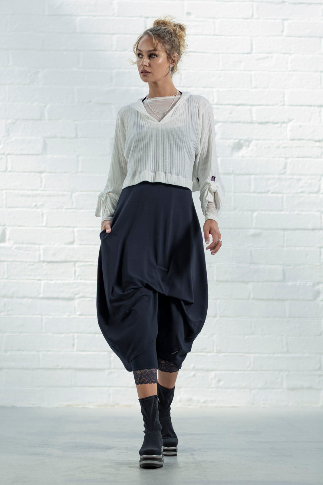 Willow Pinny Navy