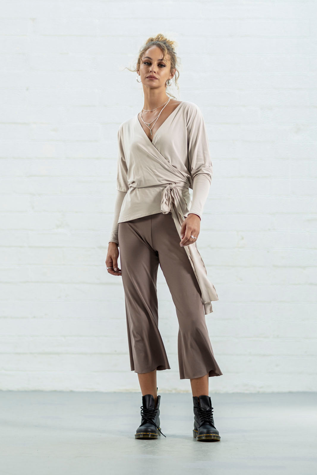 Cappuccino Ellen Crop Palazzos