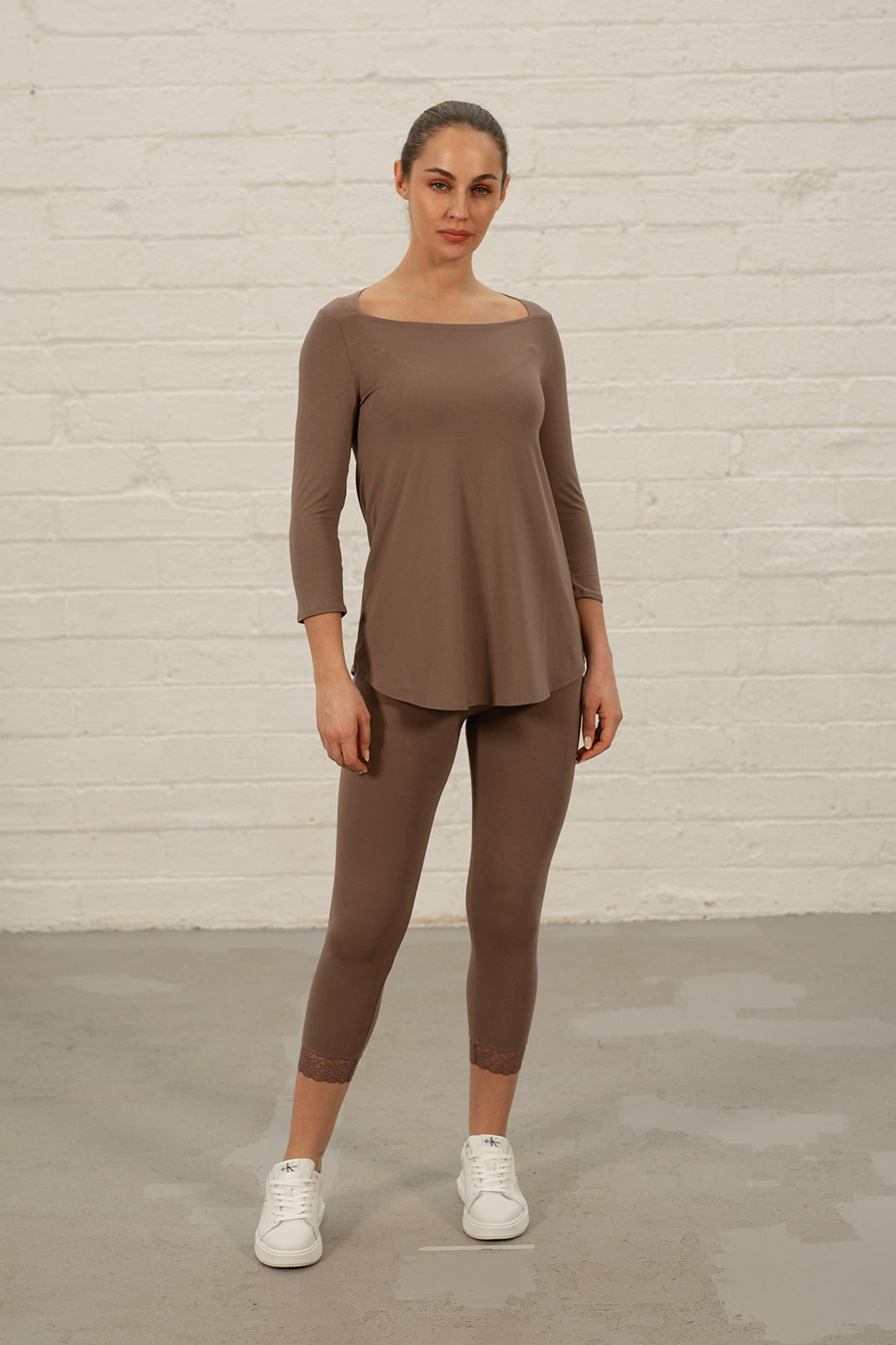 Cappuccino Iris Top
