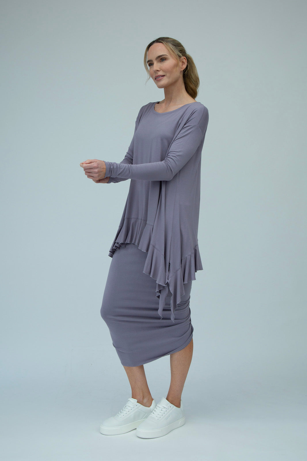 Monique Viscose Jersey Frill Hem Tunic (Silver Frost)