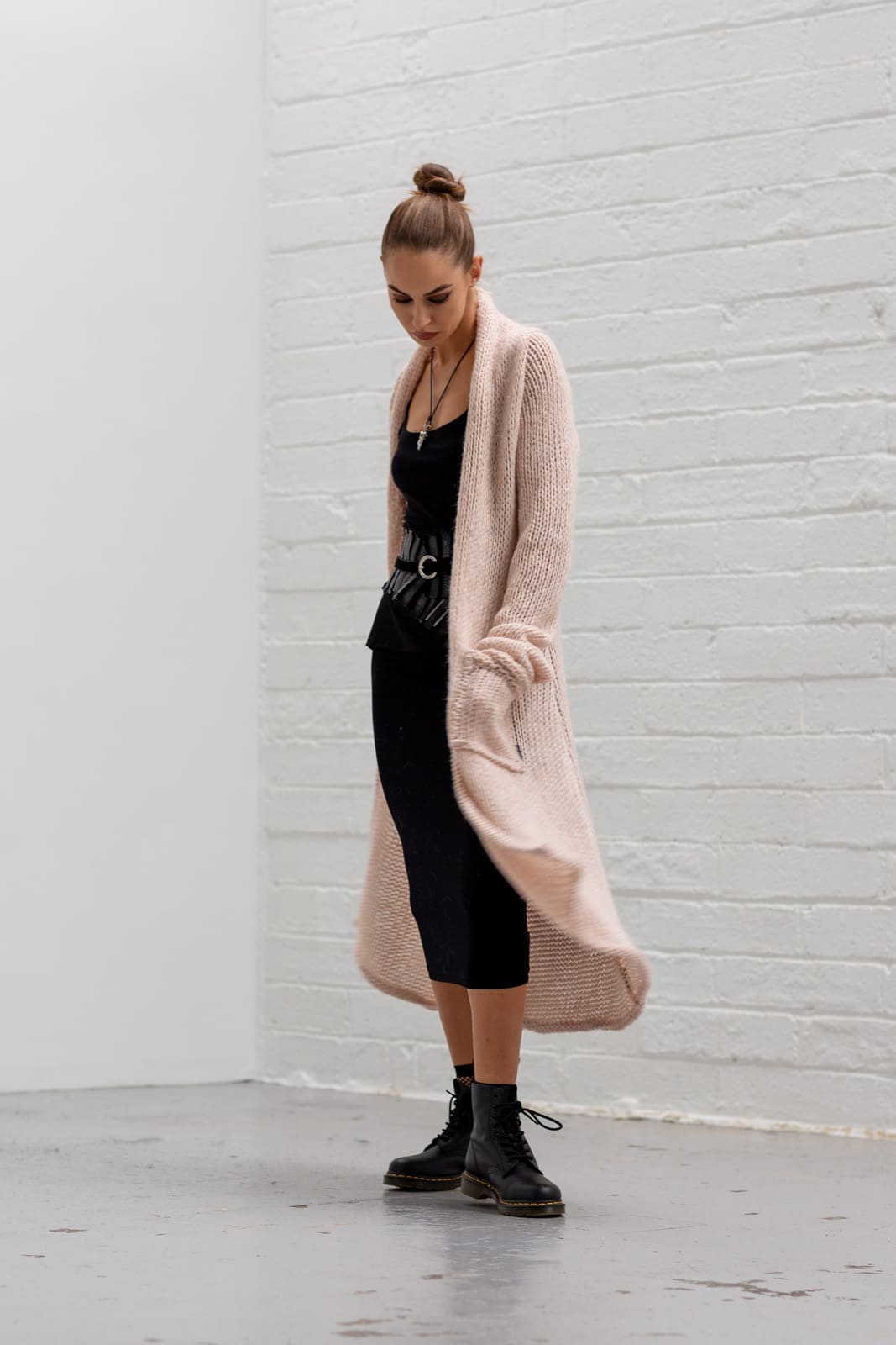 Black Fleur Vest