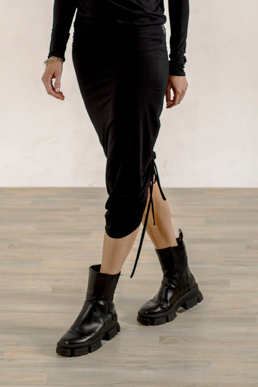 Shannon Viscose Jersey Drawstring Skirt (black)