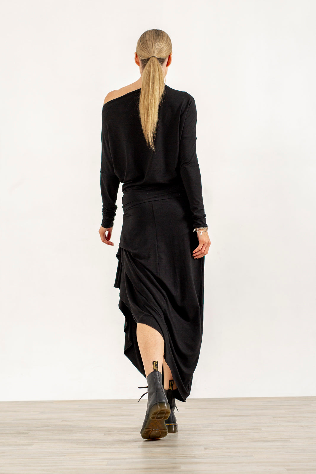 Harper Viscose Jersey Asymetrical Skirt (black)