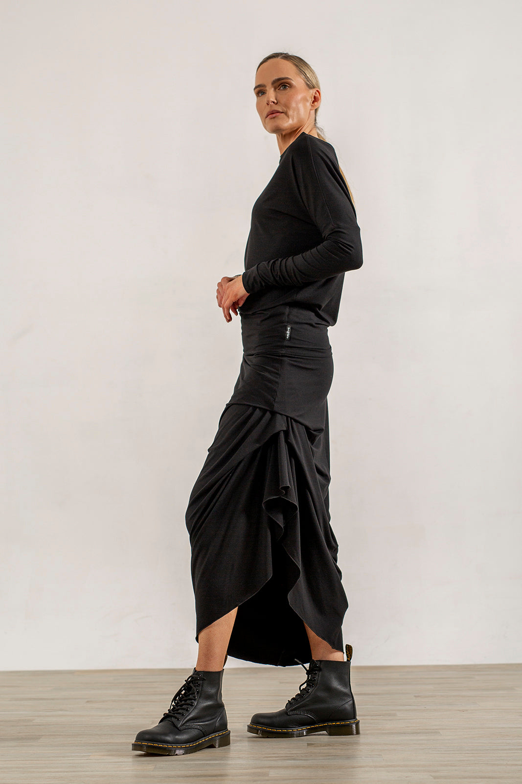 Harper Viscose Jersey Asymetrical Skirt (black)