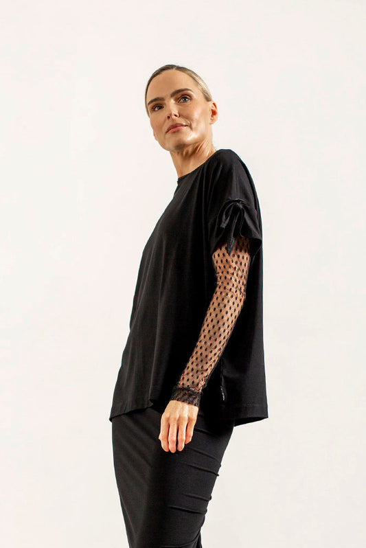 Kanchan Viscose Jersey Oversize Tee (black)
