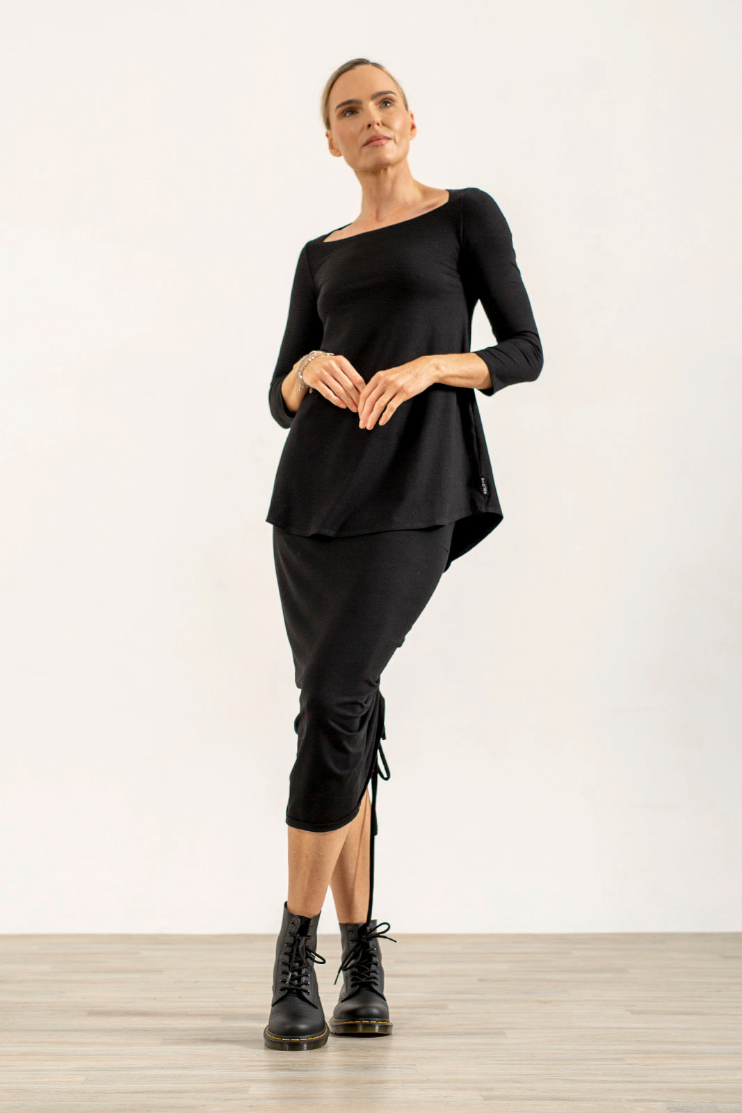 Shannon Viscose Jersey Drawstring Skirt (black)