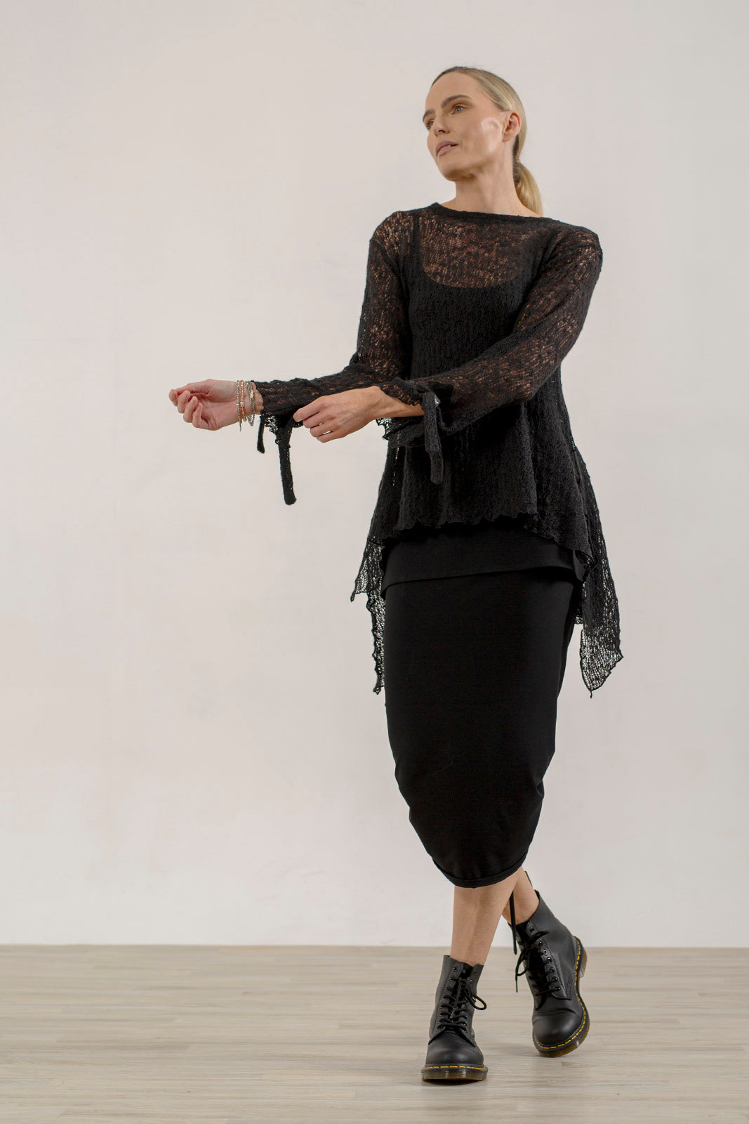 Tatiana Italian Wool knit ( Black)