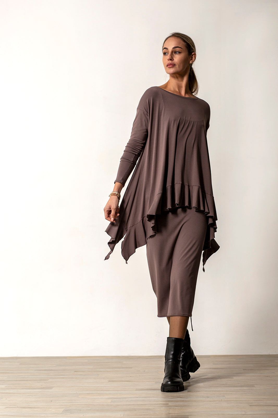Monique Viscose Jersey Frill Hem Tunic (Mink)
