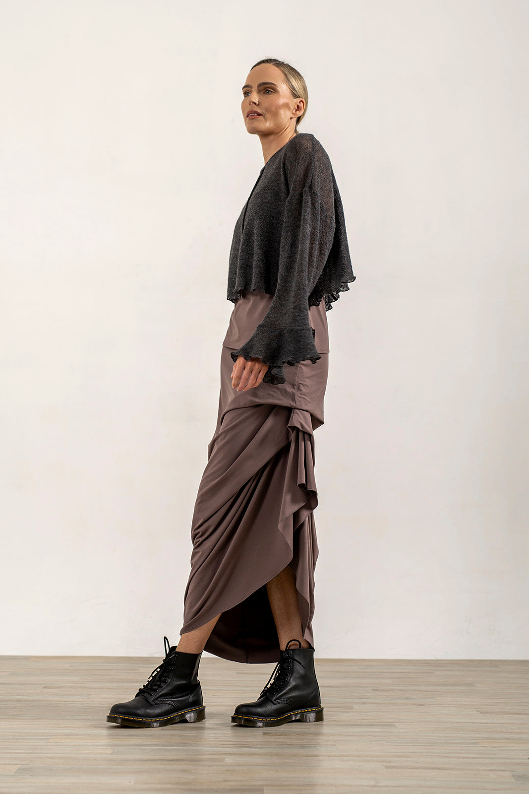 Alina Italian Wool crop jumper (Lead)