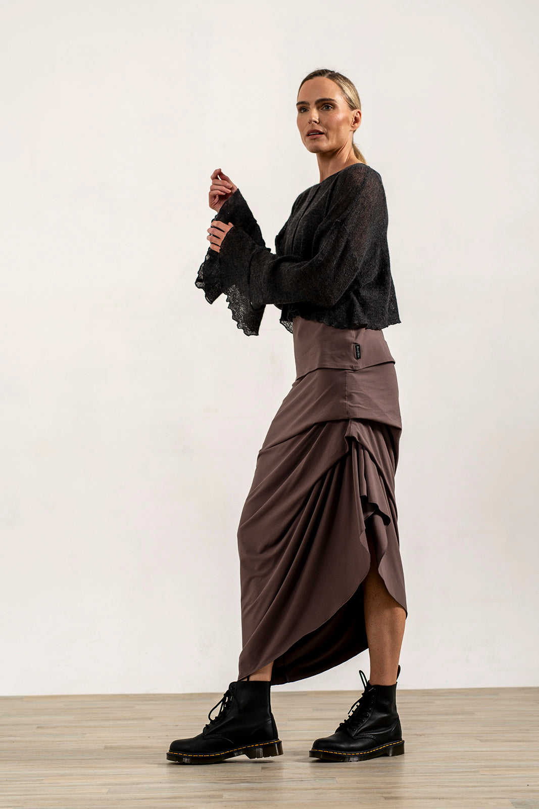 Alina Italian Wool crop jumper (Lead)