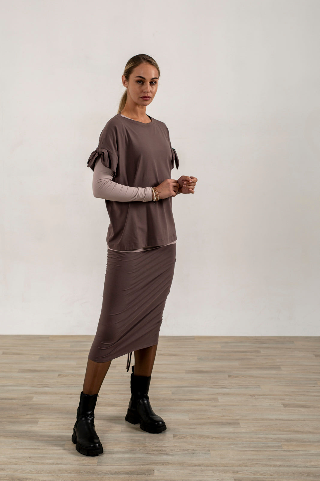 Kanchan Viscose Jersey Oversize Tee (Mink)
