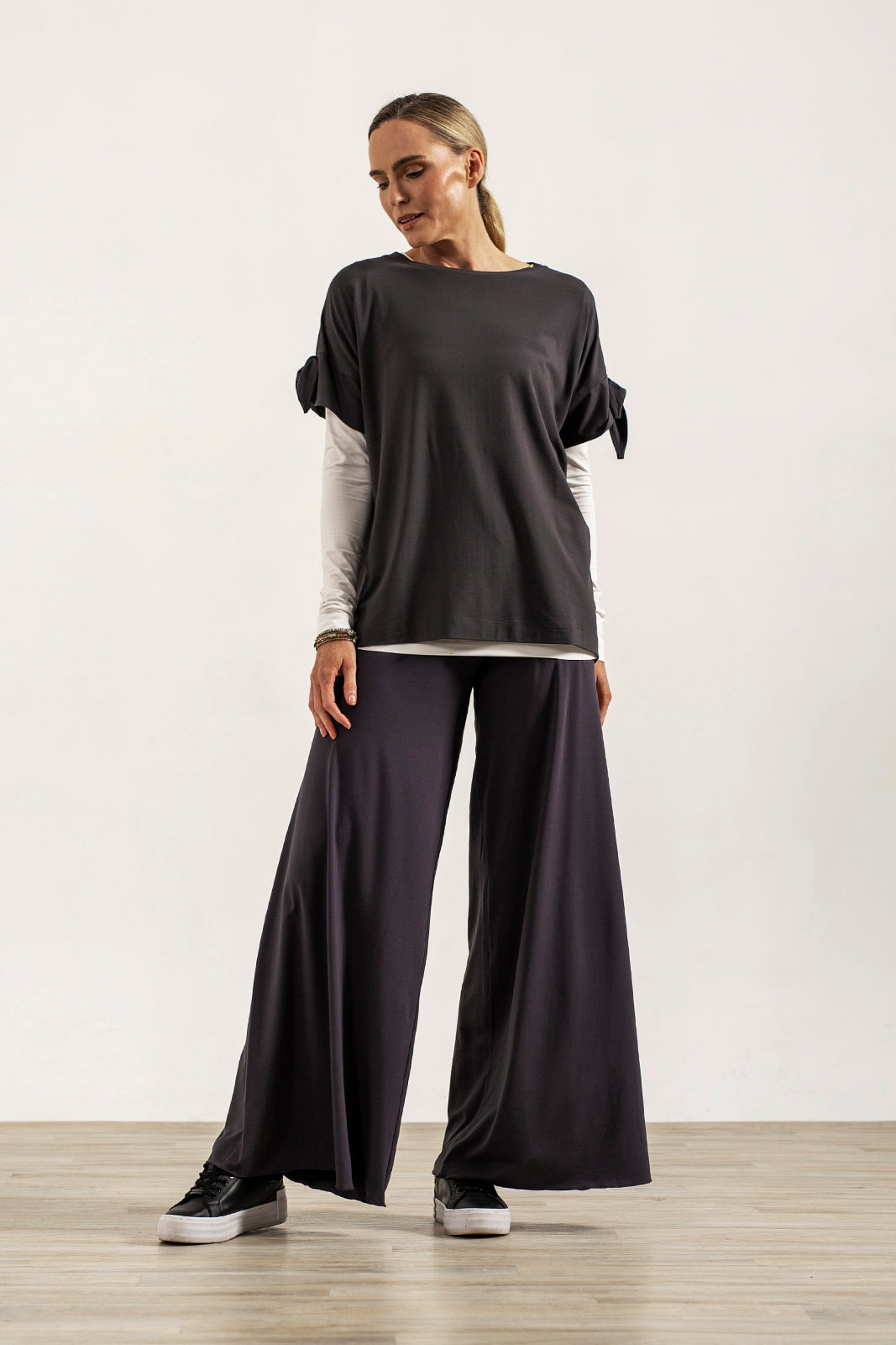 Kanchan Viscose Jersey Oversize Tee (Lead)
