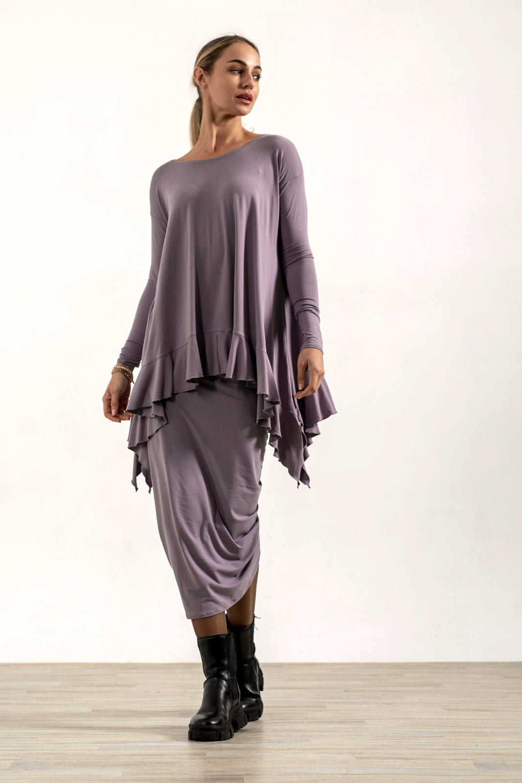 Monique Viscose Jersey Frill Hem Tunic (Silver Frost)