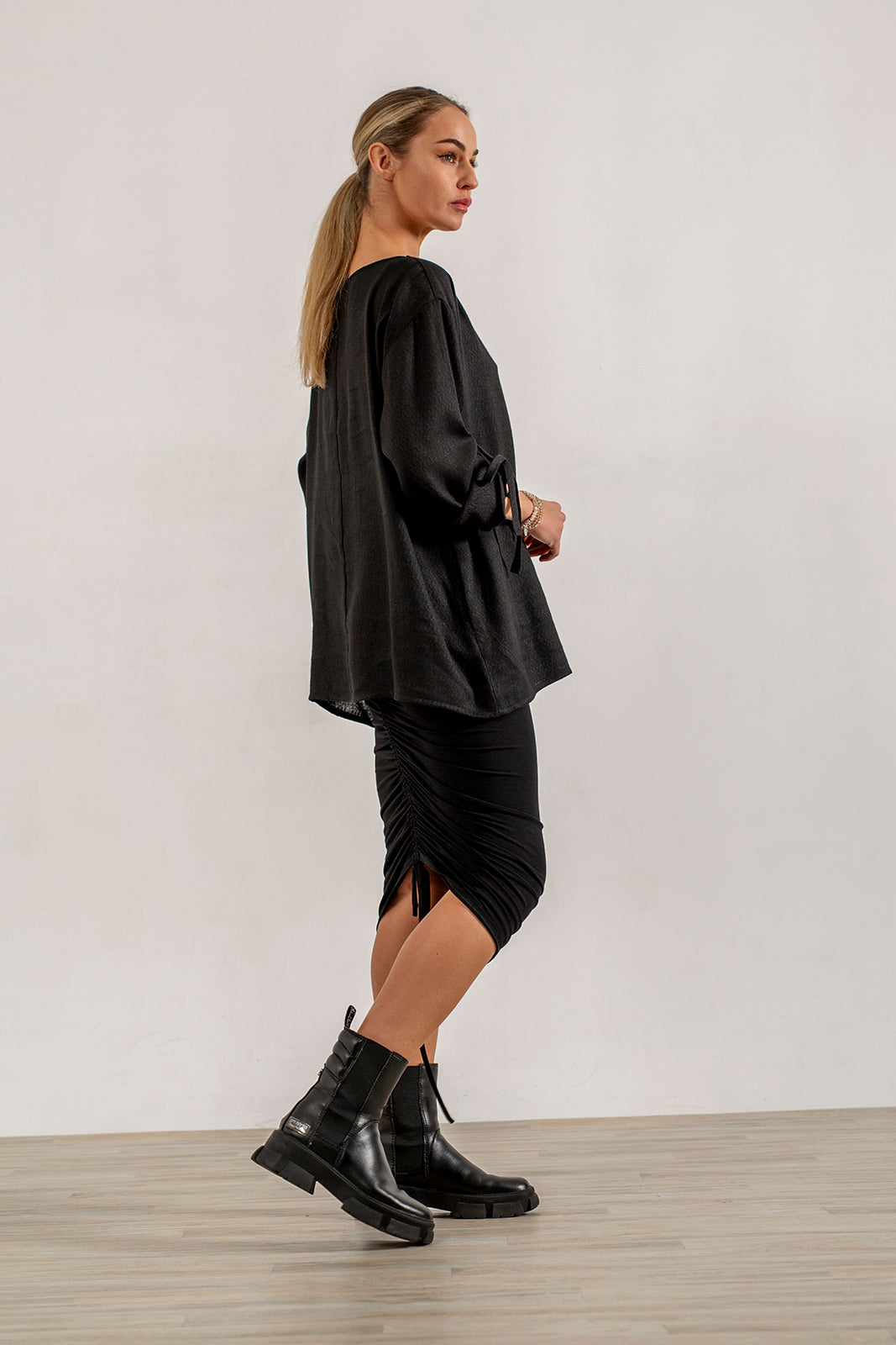 Bo&Mo by Mary Grant - Sandy Tunic- black