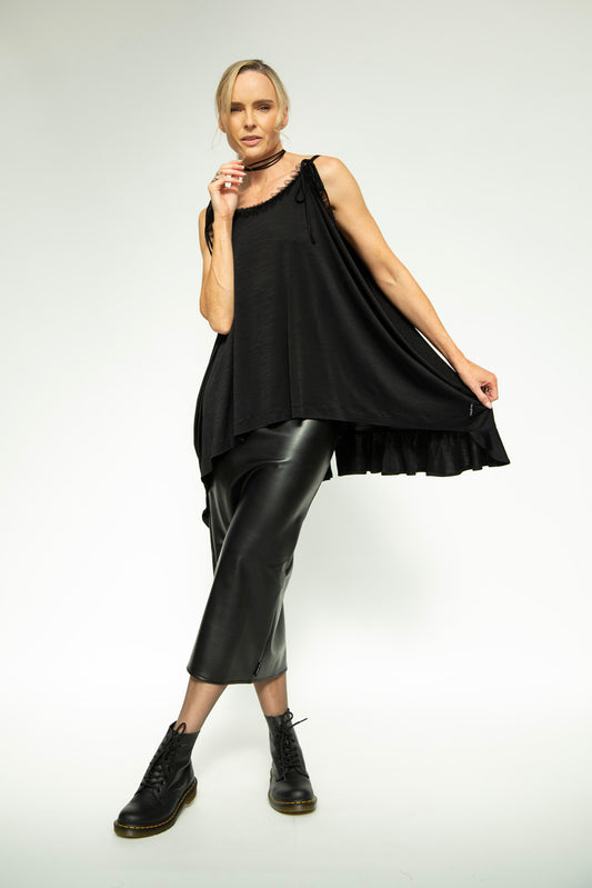 Kathryn Oversize Top (Black)