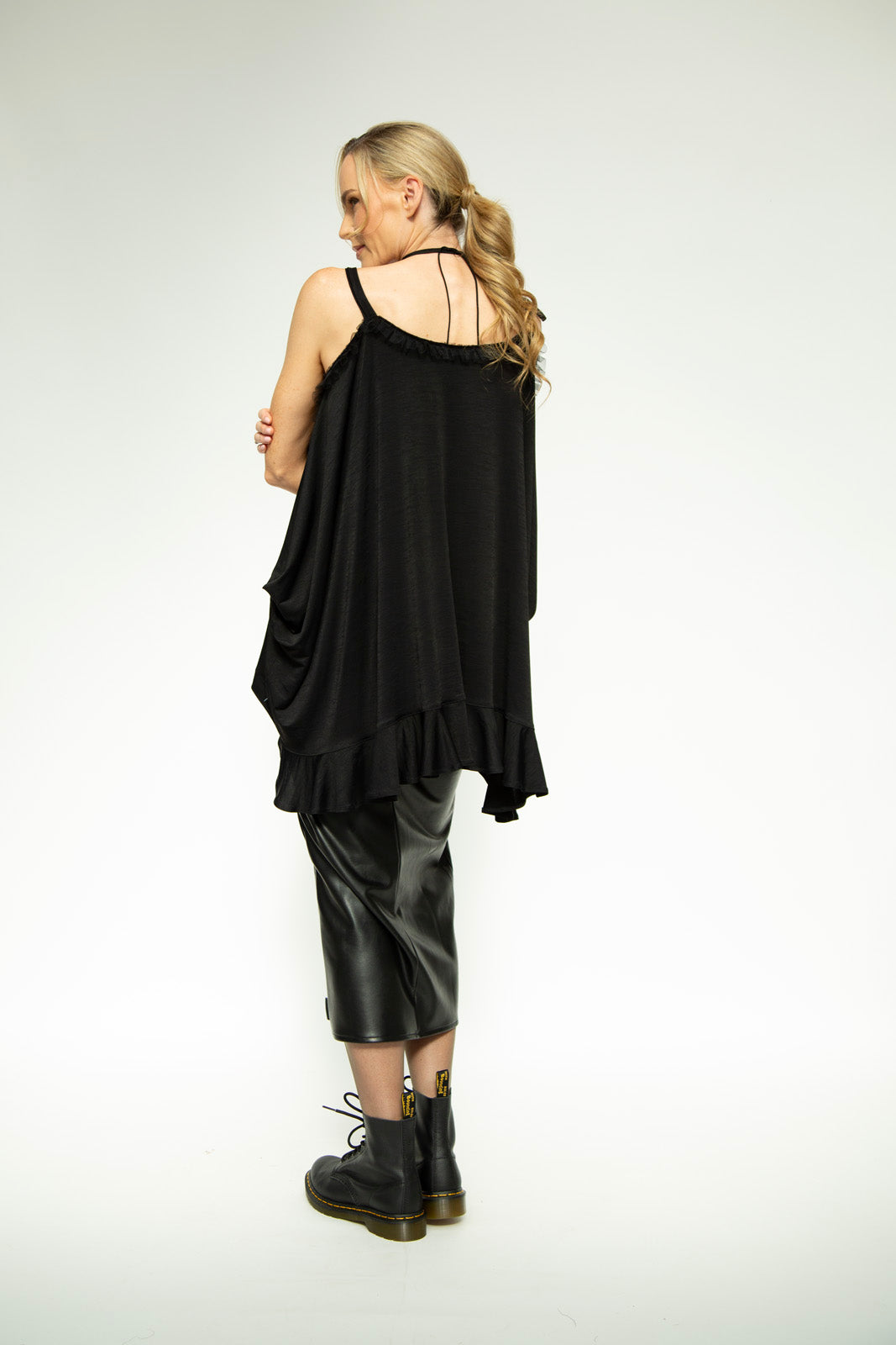 Kathryn Oversize Top (Black)