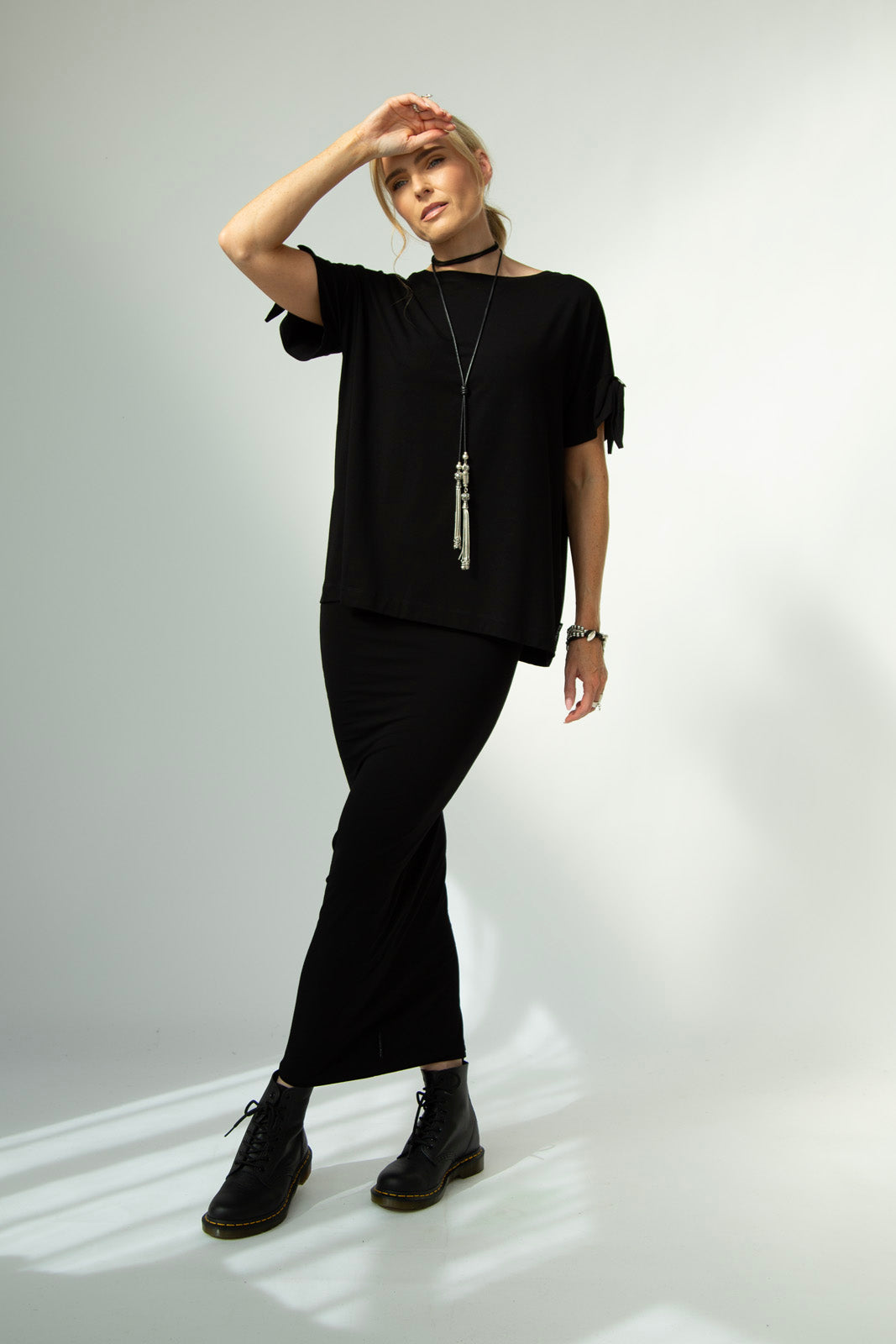 Kanchan Viscose Jersey Oversize Tee (black)