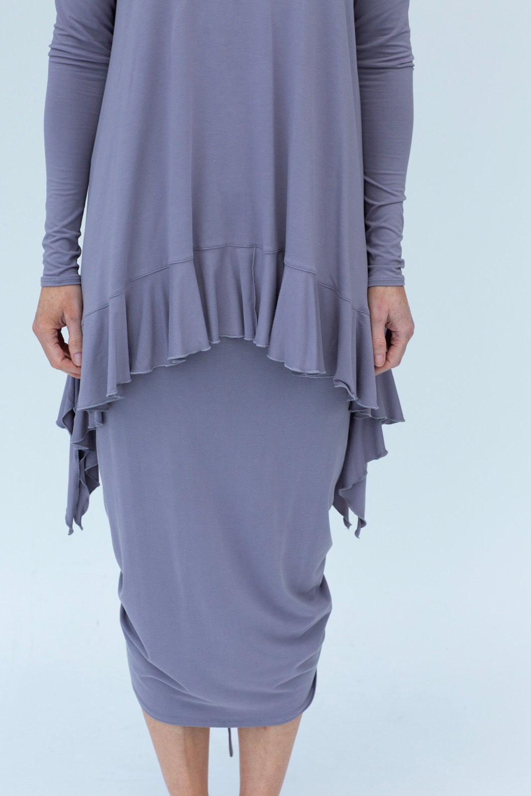 Monique Viscose Jersey Frill Hem Tunic (Silver Frost)