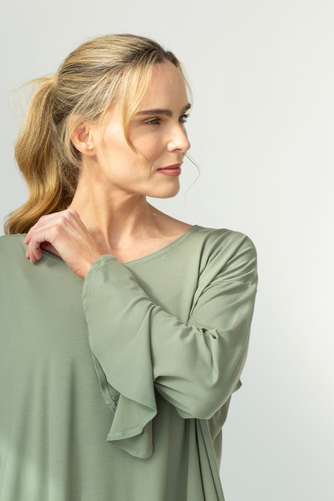 Blair Viscose Jersey Oversize Frill Hem Tunic (Olive)