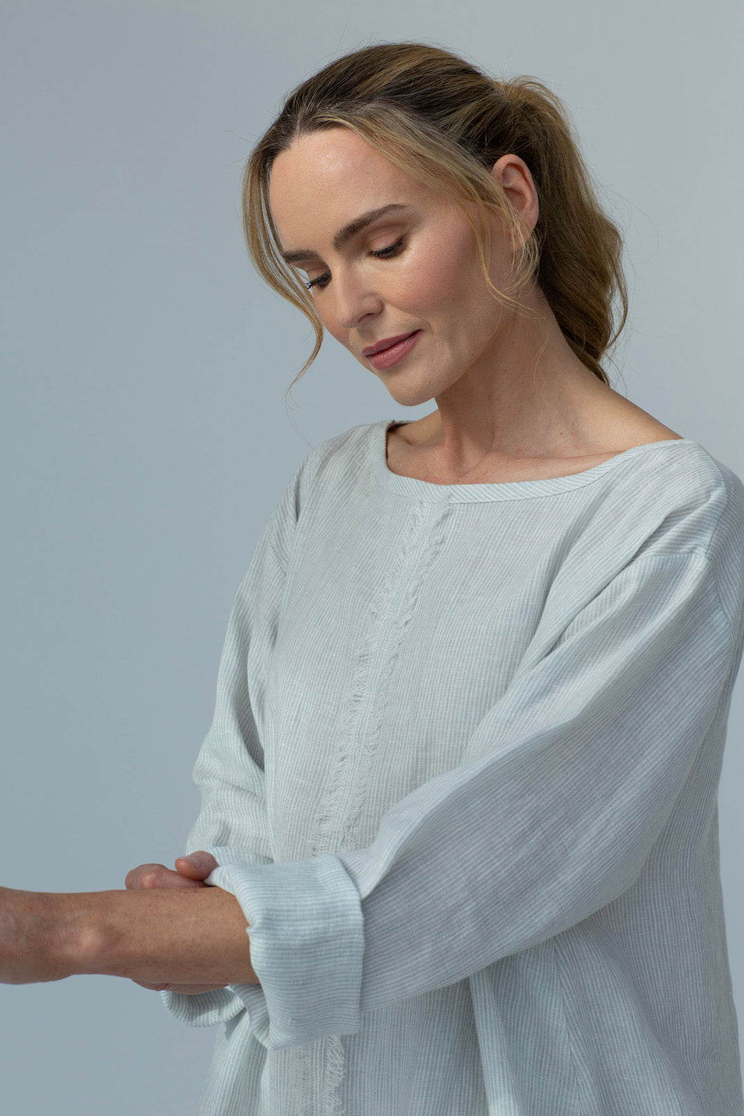 Kaia Linen tunic : Limited Edition : Grey stripe