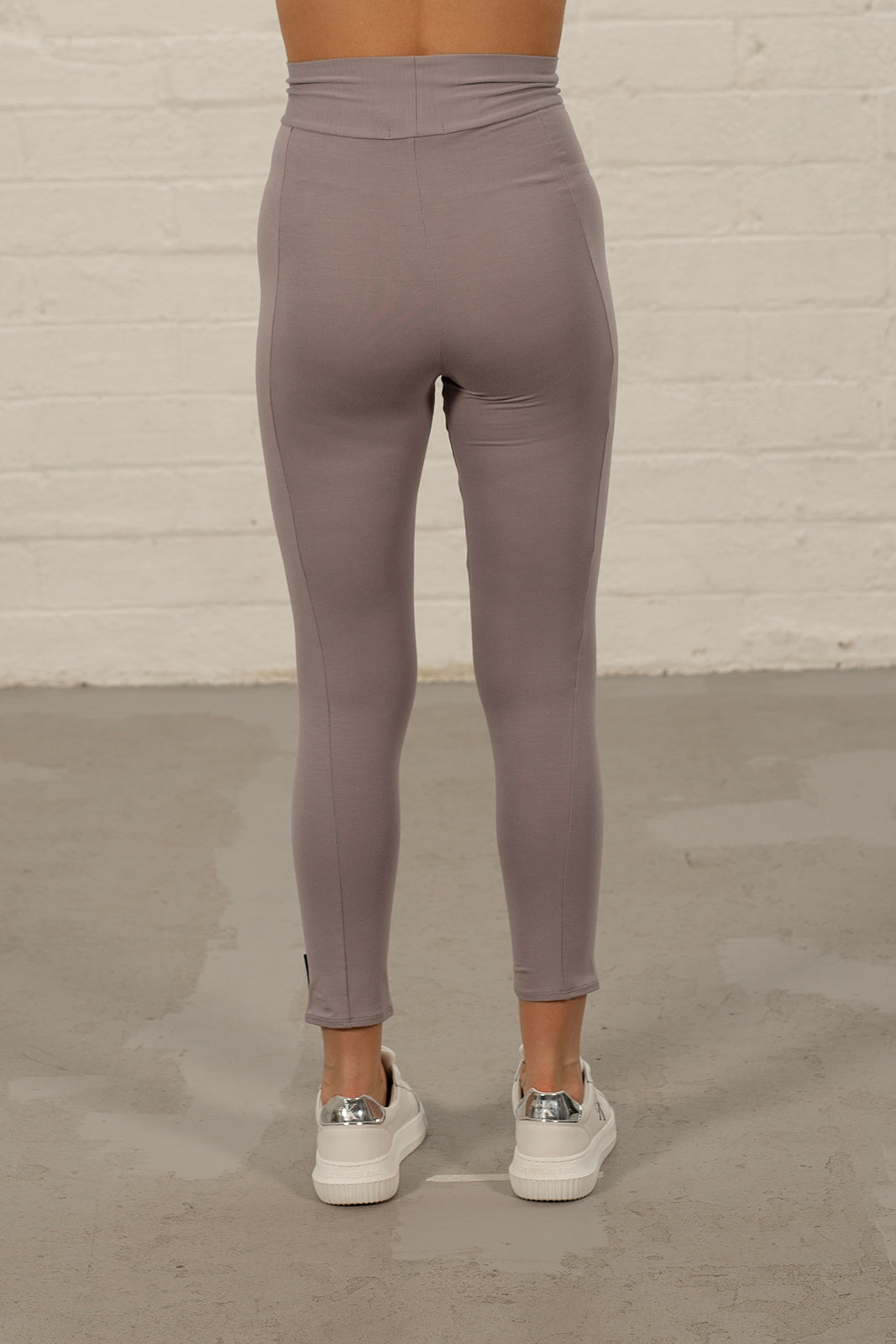 Silver Frost Lola Tuck Leggings