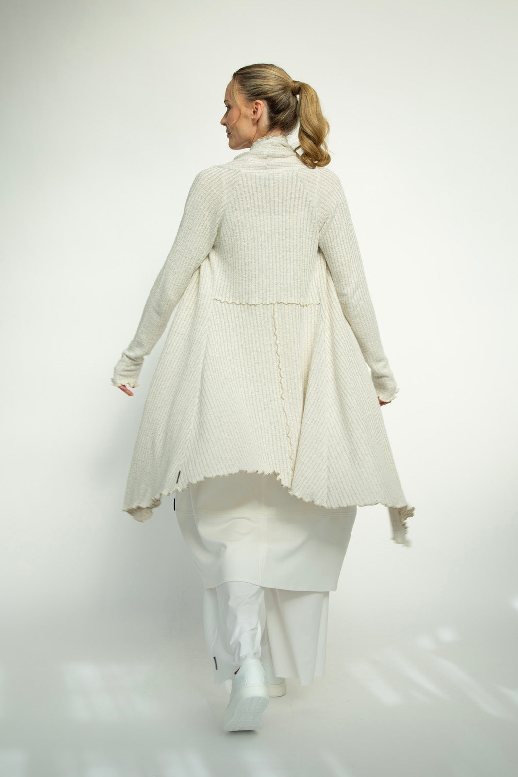 Paris Cardi (Flax)