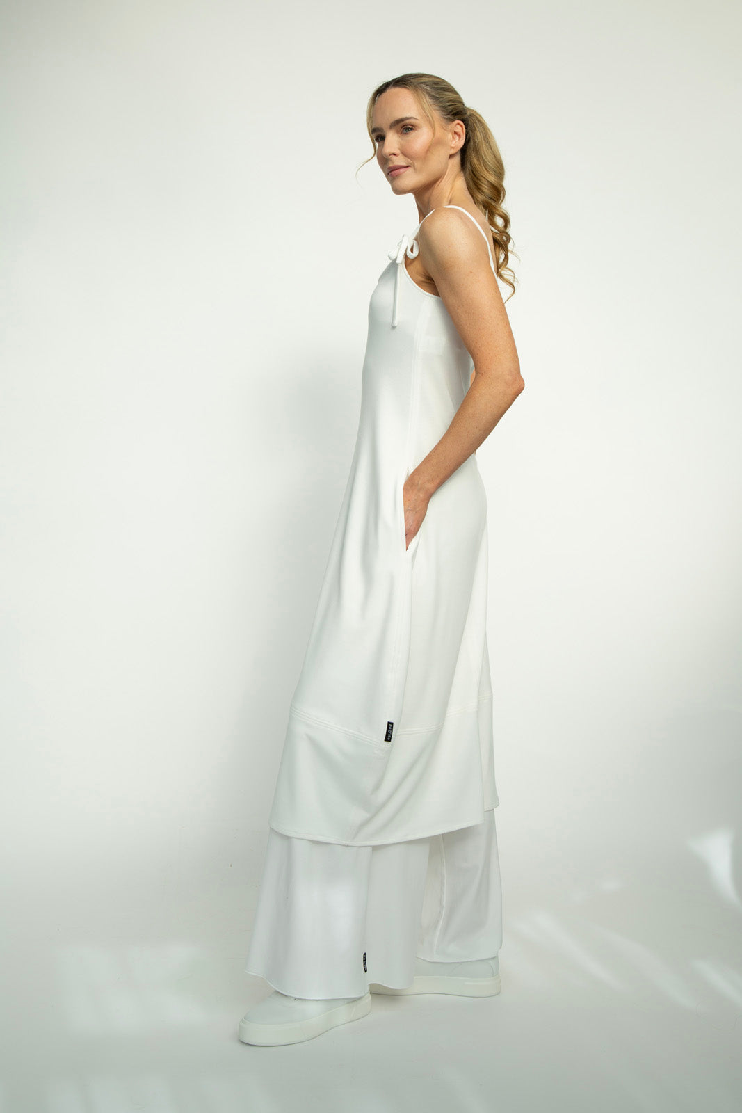 Hero Pinny (Soft White)