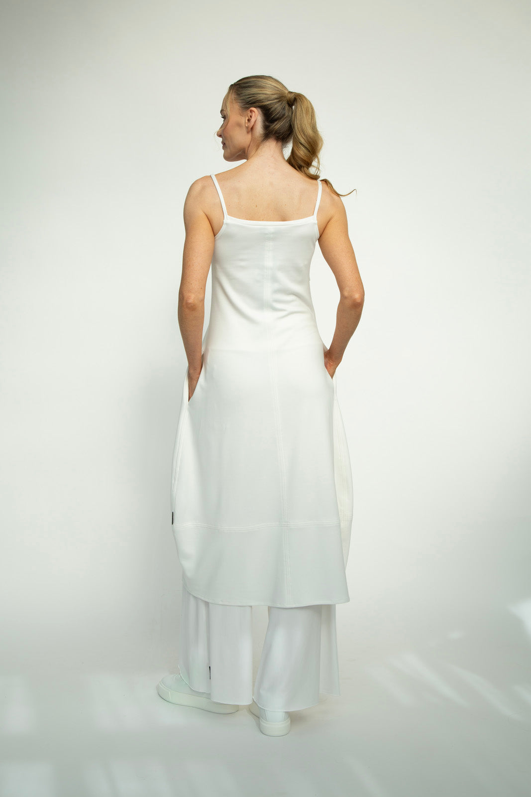 Hero Pinny (Soft White)