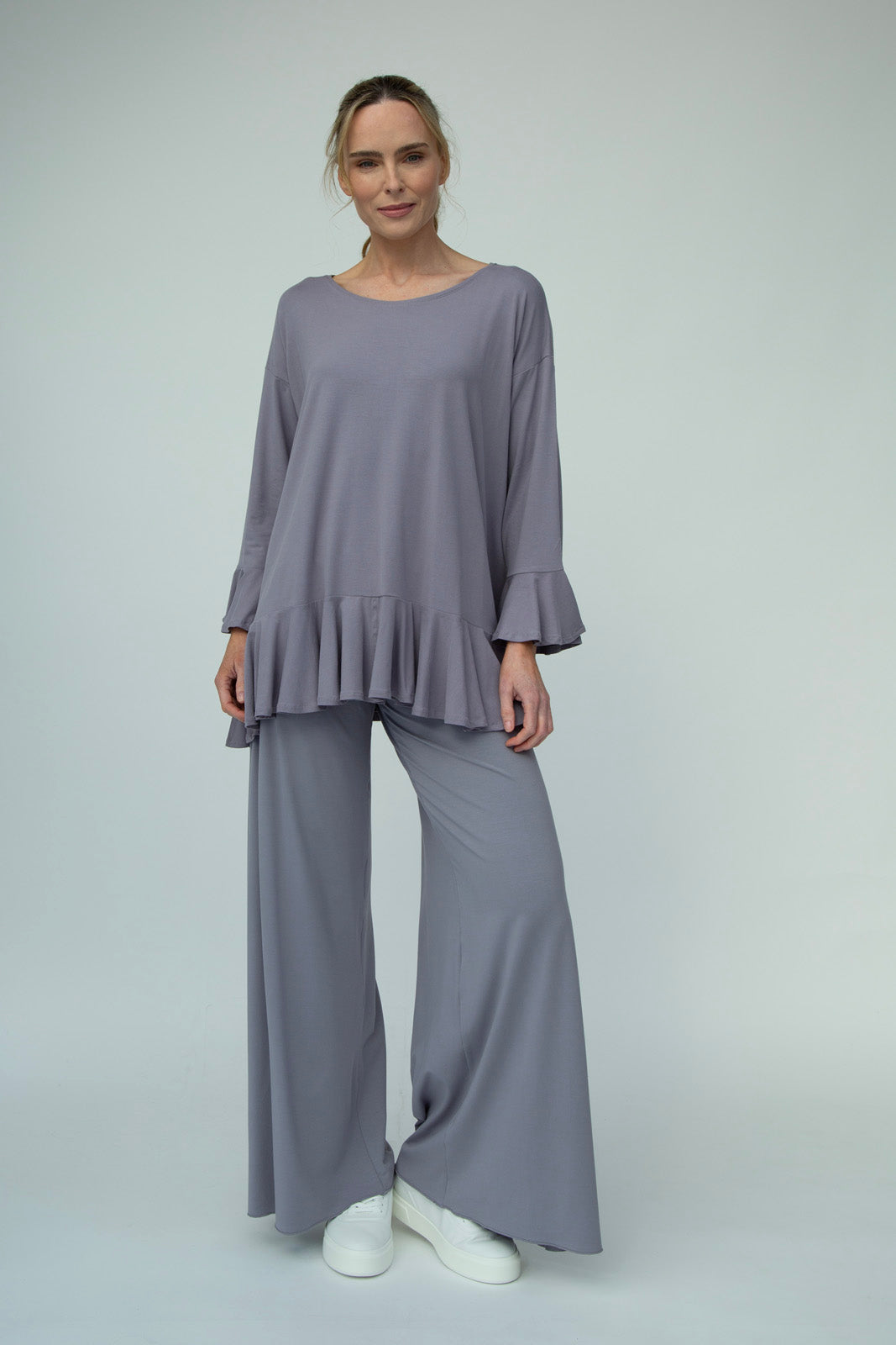 Blair Viscose Jersey Oversize Frill Hem Tunic (Silver Frost)