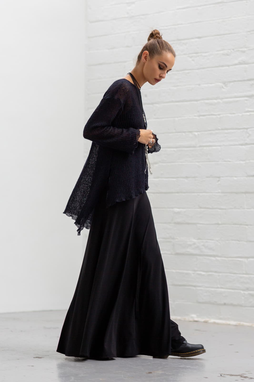 Share 194+ only skirt black